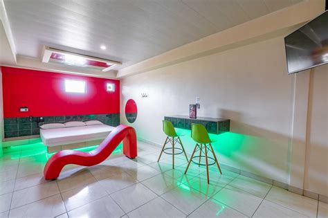pinayflix motel|Talpakan sa Motel .